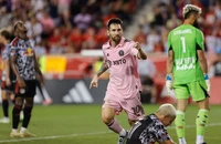 Messi gây rắc rối ở Miami