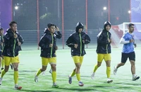 Buổi tập dưới mưa và bất lợi cho Olympic Việt Nam 