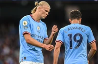 Barca chọn sao Man City thay thế Lewandowski