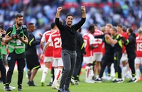 Arsenal ra tay tàn nhẫn với Sevilla