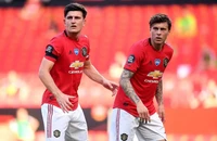 Ten Hag đau đầu tìm người đá cặp với Maguire