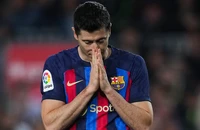 Barca hỗn loạn, Lewandowski sớm chia tay