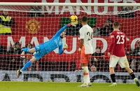 Chelsea và Newcastle đều cần chiêu mộ thủ môn David de Gea