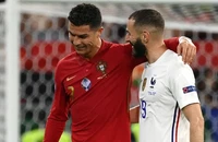 Chelsea và Arsenal chạy đua săn chữ ký Benzema