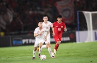 Khi thầy trò HLV Troussier không còn đường lùi...