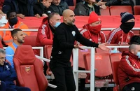 HLV Pep Guardiola cảnh báo nguy cơ của Man City và Arsenal