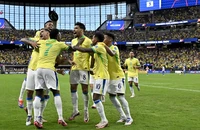 Đè bẹp Paraguay, đội tuyển Brazil sẽ 'bắt tay' Colombia 