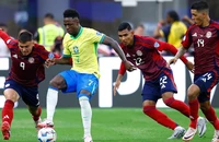 Uruguay rộng cửa thắng đội tuyển Brazil ở tứ kết Copa America