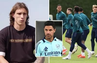 Tân binh Calafiori bổ khuyết điểm yếu cho Arsenal tranh vô địch