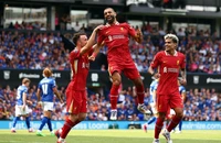 Siêu sao Salah phá kỷ lục Premier League