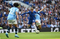 Chelsea gặp rắc rối với đội hình chật chội