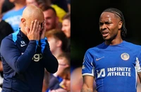 Bị Chelsea loại, chân sút Sterling đối mặt với tương lai bất định