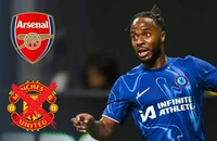 Arsenal cứu vãn sự nghiệp của ngôi sao Sterling