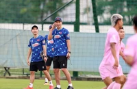 HLV Kim Sang-sik tung thủ môn Văn Lâm, Quế Ngọc Hải ra đấu tuyển Nga