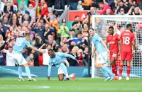 Tuần trăng mật của HLV Arne Slot và Liverpool đã kết thúc