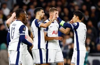 Huyền thoại Hoddle: 'Tottenham sẽ hòa Man United 2-2 hoặc thắng 3-2'