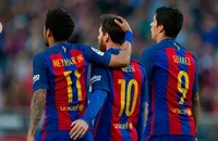 Barcelona san bằng kỷ lục của Messi, Suarez và Neymar