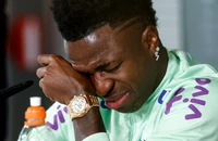 Vinicius và Real Madrid khóc hận vì mất Quả bóng vàng 