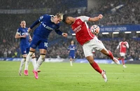 Arsenal không bị khuất phục ở trận derby thành London 