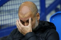 HLV Pep Guardiola đau đớn trải nghiệm khủng hoảng ở Manchester City 