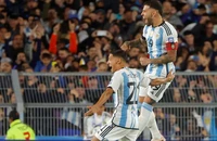 Messi và đội tuyển Argentina trừng phạt Peru
