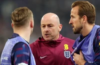 Đội tuyển Anh khó xử với Harry Kane