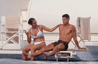 Bác sĩ thẩm mỹ kiện siêu sao Ronaldo nợ tiền làm đẹp
