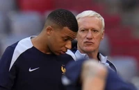 Tiền đạo Mbappe không rõ lý do bị HLV Deschamp loại khỏi tuyển Pháp