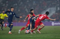 Trung vệ tuyển Thái Lan đã biết Nguyễn Xuân Son là ai