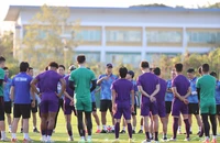 HLV Kim Sang-sik không cầu hòa trên đất Thái