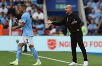 HLV Pep Guardiola thất vọng với Walker và bản hợp đồng cuối cùng của Man City