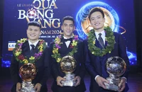 Những điểm vượt trội của Quả bóng vàng Tiến Linh so với Hoàng Đức