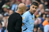 Quả bóng vàng mang tin vui đến cho HLV Pep Guardiola