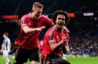 CLB Manchester United còn nước còn tát