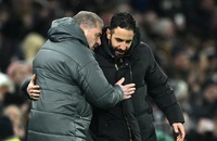 HLV Ange Postecoglou của Tottenham nổi giận trước trận gặp MU