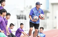 Thiệt thòi cho HLV Kim Sang-sik