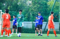 Thầy Kim giúp tuyển U-23 Việt Nam bảo vệ ngôi vua Đông Nam Á
