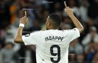 Siêu phẩm của Mbappe trong trận cầu 'điên rồ' đưa Real vào bán kết