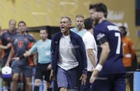 HLV Luis Enrique nói gì sau khi đánh cầu thủ Chelsea?