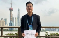 Thưởng nóng 1 tỉ đồng cho nhà vô địch Cờ tướng thế giới Lại Lý Huynh