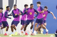 Rashford trở lại Manchester