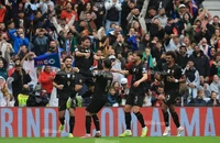 Bồ Đào Nha may mà không có Ronaldo