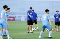 Phản ứng của U-22 Việt Nam sau 2 lần đổi sân thi đấu SEA Games 33