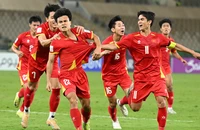 U-23 Việt Nam “lì” đến phút 120, thầy Kim tiết lộ thứ vũ khí làm UAE gục ngã