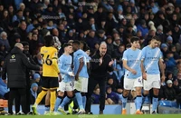Arsenal chạm 1 tay vào cúp, giai đoạn ‘điên rồ’ ở Ngoại hạng Anh