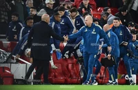 Sau Thomas Frank của Tottenham, thêm 1 HLV giải Ngoại hạng Anh bay ghế