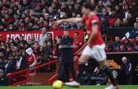 Bất thường đại chiến MU - Liverpool