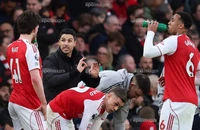 Arsenal xiêu vẹo ở tứ kết Champions League 