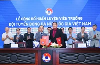 Thách thức cho thầy mới ở tuyển nữ Việt Nam