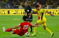 CĐV Malaysia nổi giận đòi tước quốc tịch 7 cầu thủ gian lận ở trận thắng Việt Nam 4-0